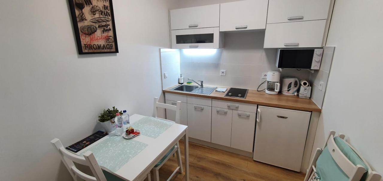 Sunset Wellness Apartman Zalakaros Appartement Buitenkant foto